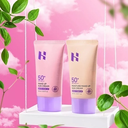 Солнцезащитный крем Moisture Make Up Sun Cream SPF50+ (Dewy Tone Up) (4965)